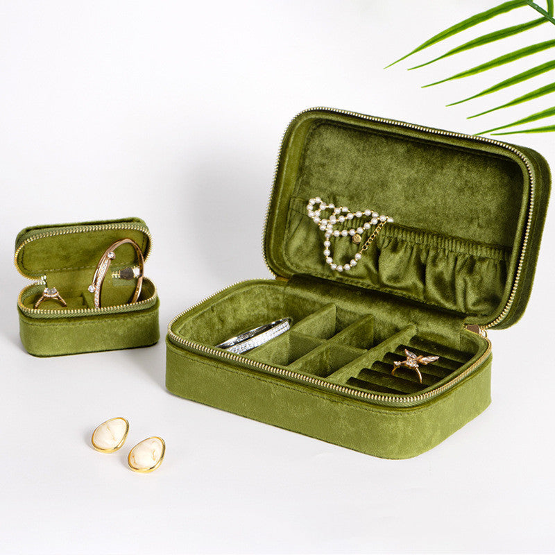 Velvet Portable Jewelry Organizer